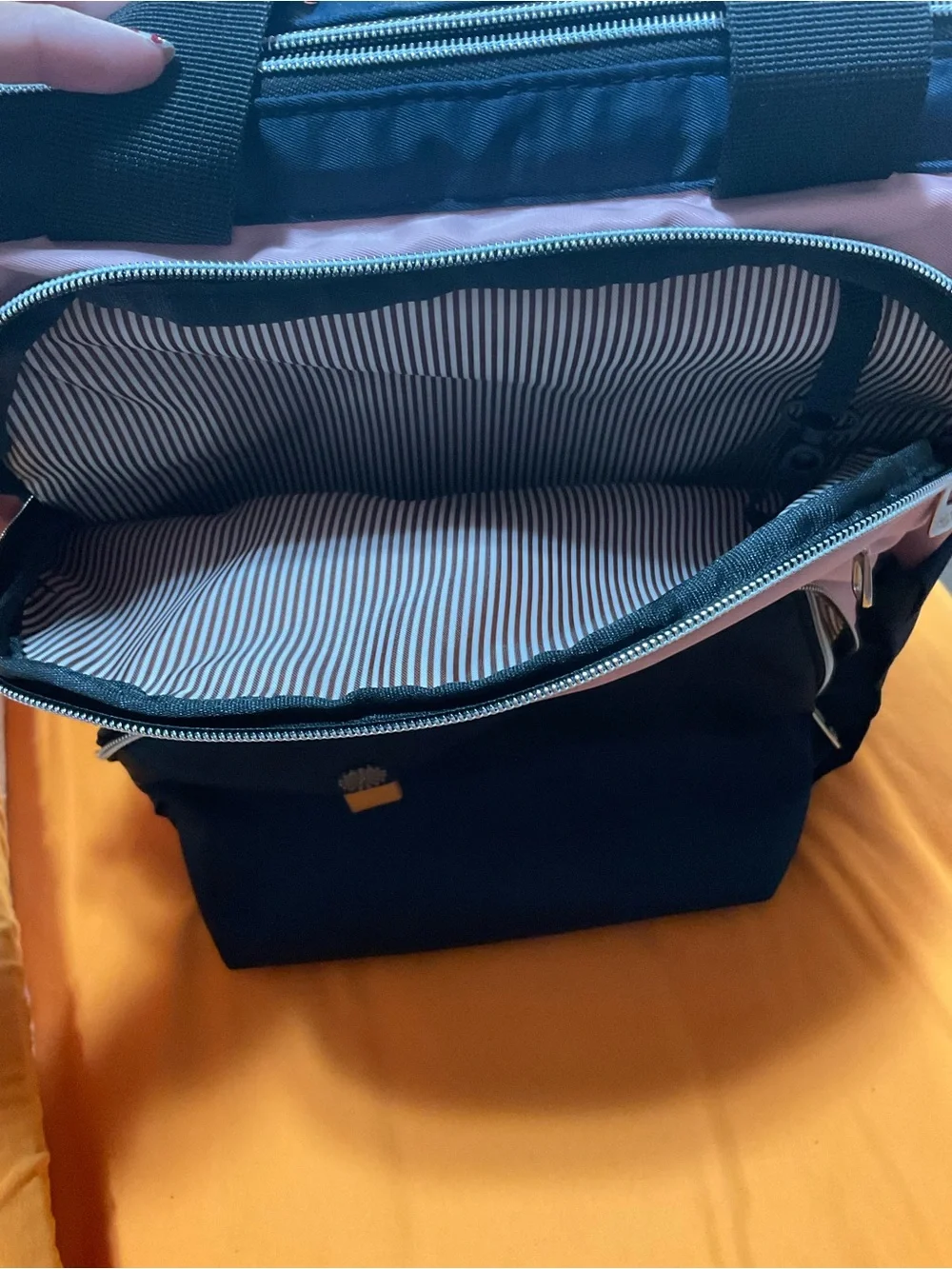 N/A stylish navy